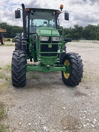 Image of John Deere 6120E equipment image 3