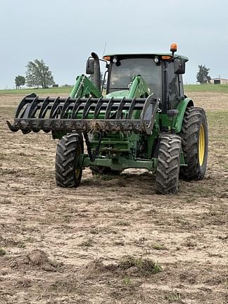 Image of John Deere 6120E equipment image 4