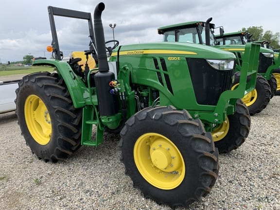 Main image John Deere 6120E