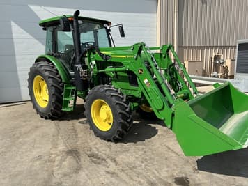 Main image John Deere 6120E