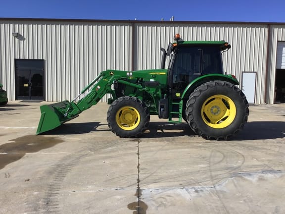 Main image John Deere 6120E