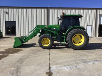 Main image John Deere 6120E