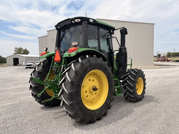 Image of John Deere 6120M equipment image 4