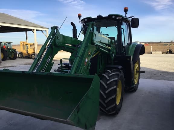 Image of John Deere 6120M equipment image 3