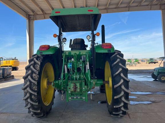 Image of John Deere 6120M equipment image 3
