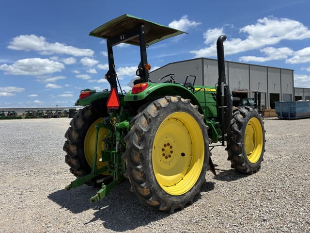 Image of John Deere 6120M equipment image 4