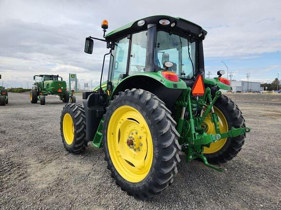 Image of John Deere 6120M equipment image 2