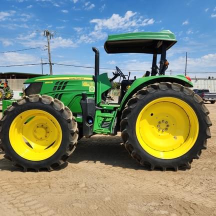 Image of John Deere 6120M equipment image 1