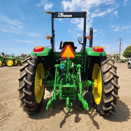 Image of John Deere 6120M equipment image 3