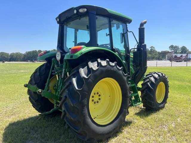 Image of John Deere 6120M equipment image 3