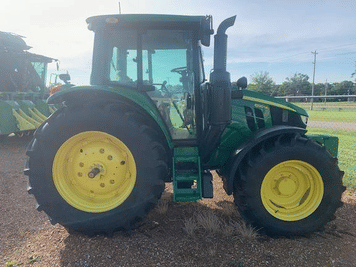 Main image John Deere 6120M