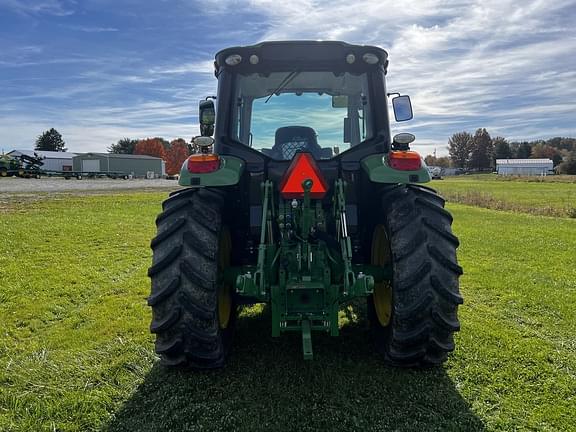 Image of John Deere 6120M equipment image 3