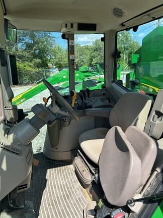 Image of John Deere 6120M equipment image 4