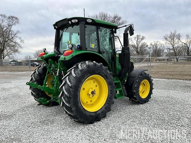 Image of John Deere 6120M equipment image 4