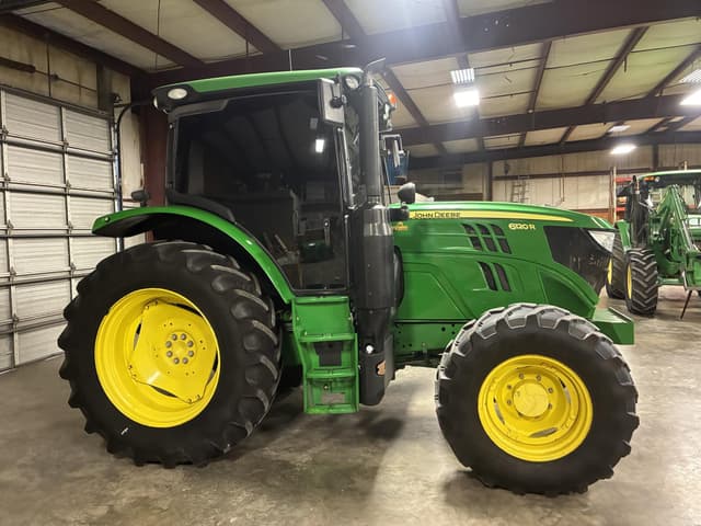 Image of John Deere 6120R equipment image 4
