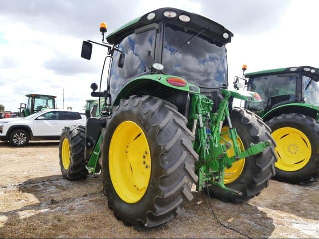 Image of John Deere 6120R equipment image 1