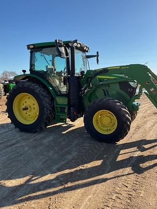 Image of John Deere 6120R equipment image 4