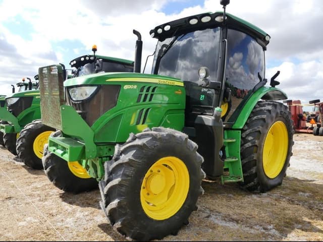 Image of John Deere 6120R equipment image 1