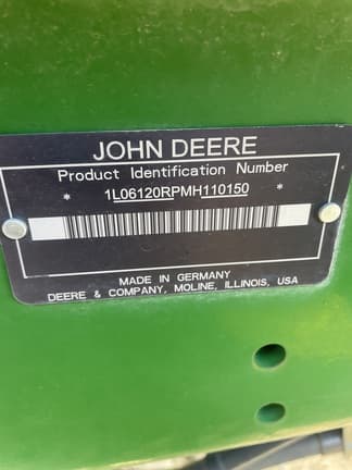 Image of John Deere 6120R equipment image 1