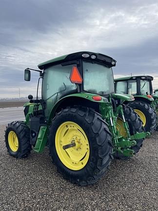 Image of John Deere 6120R equipment image 2