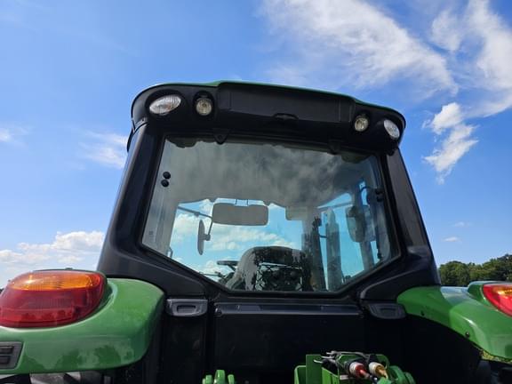 Image of John Deere 6130M equipment image 1