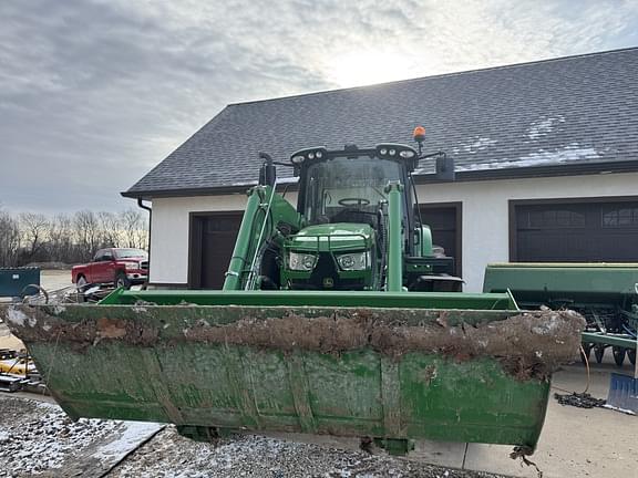 Image of John Deere 6130M equipment image 2