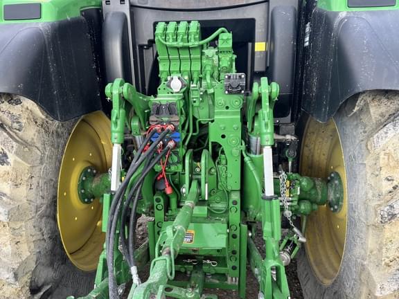 Image of John Deere 6130R equipment image 4