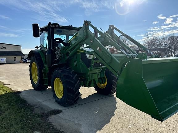 Image of John Deere 6130R equipment image 3