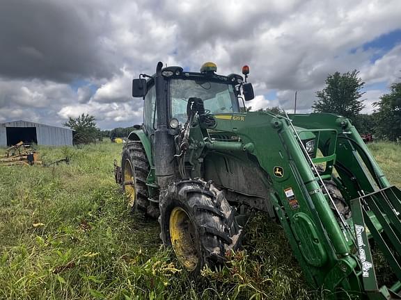 Image of John Deere 6130R equipment image 4