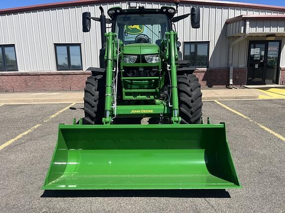 Image of John Deere 6130R equipment image 2