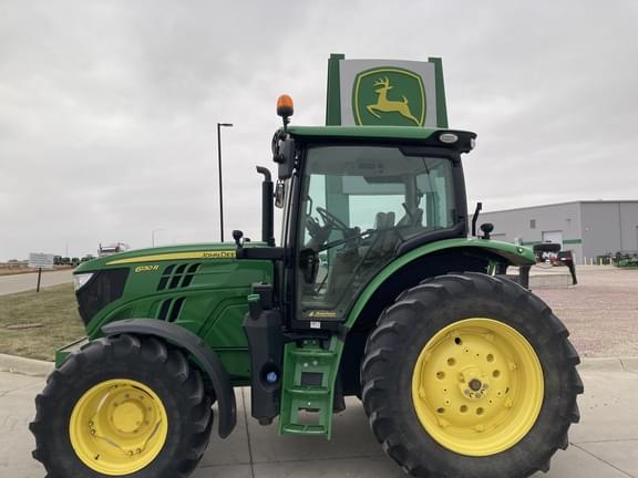 Image of John Deere 6130R equipment image 3