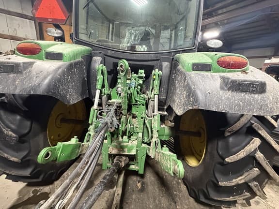 Image of John Deere 6130R equipment image 3
