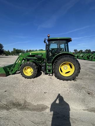 Image of John Deere 6135E Primary image