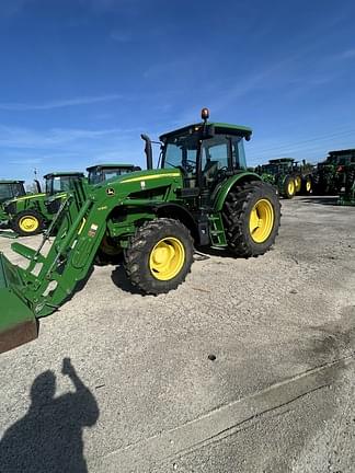 Image of John Deere 6135E equipment image 1