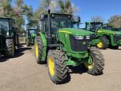 Thumbnail image John Deere 6135E 1