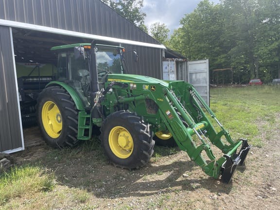2021 John Deere 6135E Equipment Image0