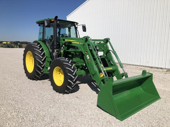 Main image John Deere 6135E