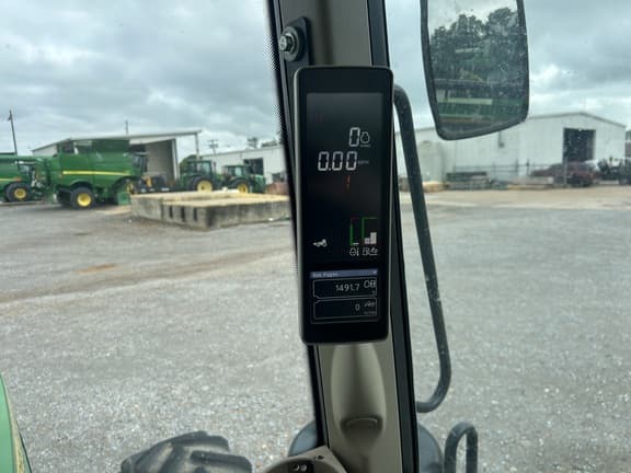 Image of John Deere 6140M equipment image 4