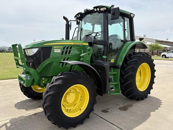 Image of John Deere 6140M equipment image 1
