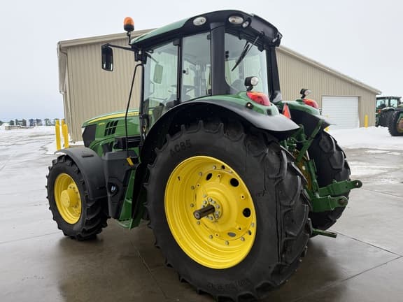 Image of John Deere 6145M equipment image 4