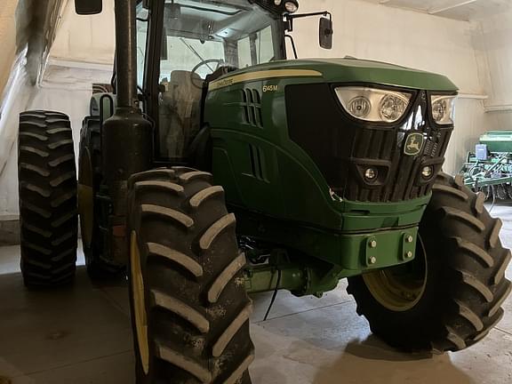 Image of John Deere 6145M equipment image 4