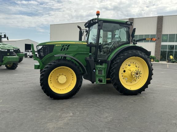 Image of John Deere 6145R equipment image 4