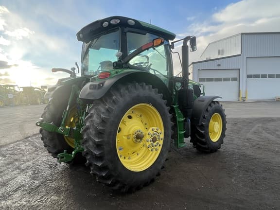 Image of John Deere 6145R equipment image 4