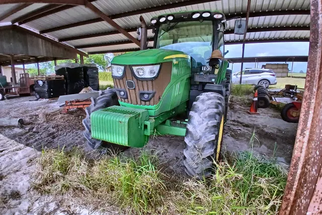 Image of John Deere 6145R equipment image 4
