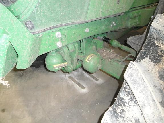 Image of John Deere 6145R equipment image 4