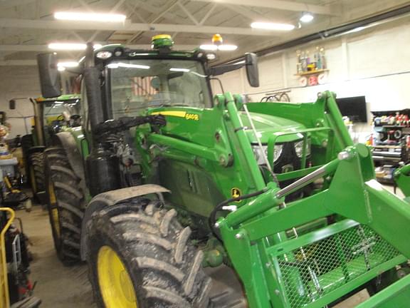 Image of John Deere 6145R equipment image 3