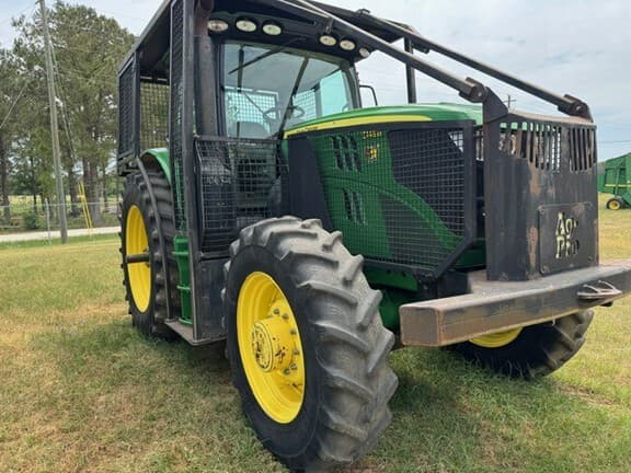 Image of John Deere 6145R equipment image 4