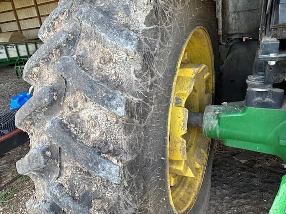 Image of John Deere 6155M equipment image 3