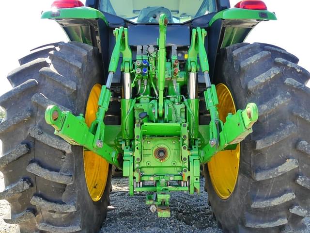 Image of John Deere 6155M equipment image 4