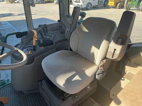 Image of John Deere 6155M equipment image 3